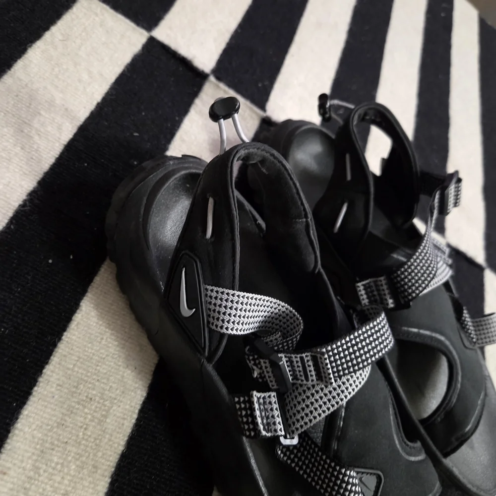 Nike‎ Black and Gray Outdoor Sport Sandals